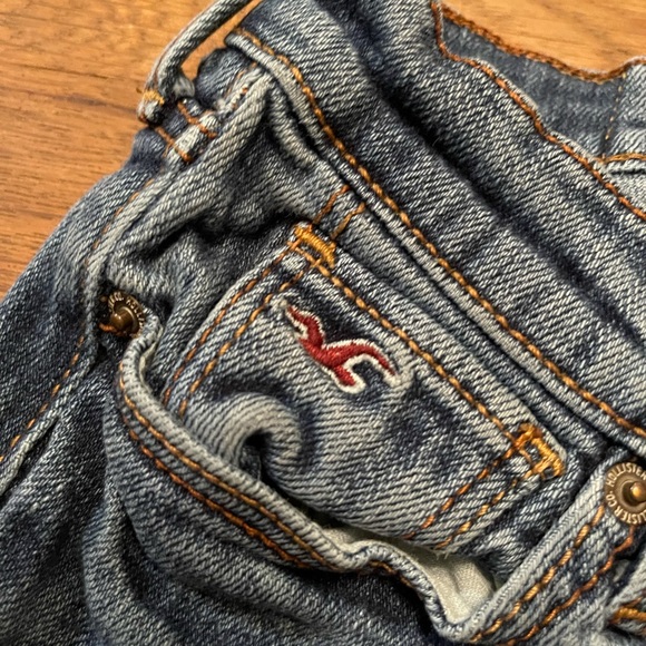 Hollister shorts - Picture 8 of 10